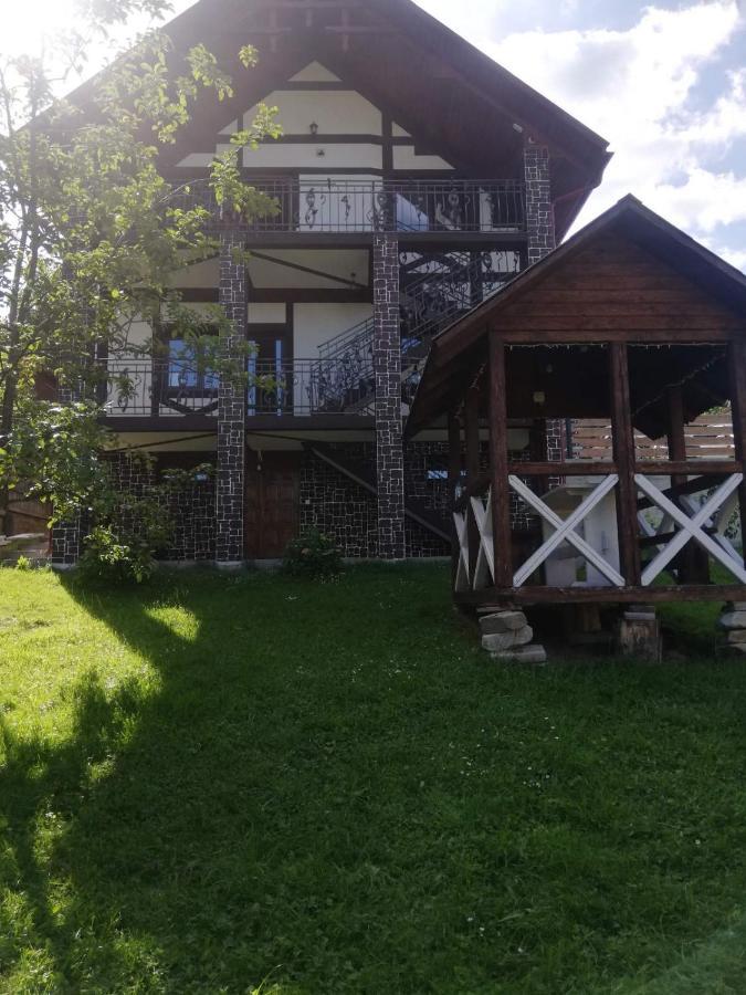 Садиба АнноМарі - відпочинок в Карпатах котедж Яремче Екстер'єр фото